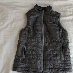 Patagonia insulated vest